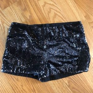 Sequin Shorts🖤🖤